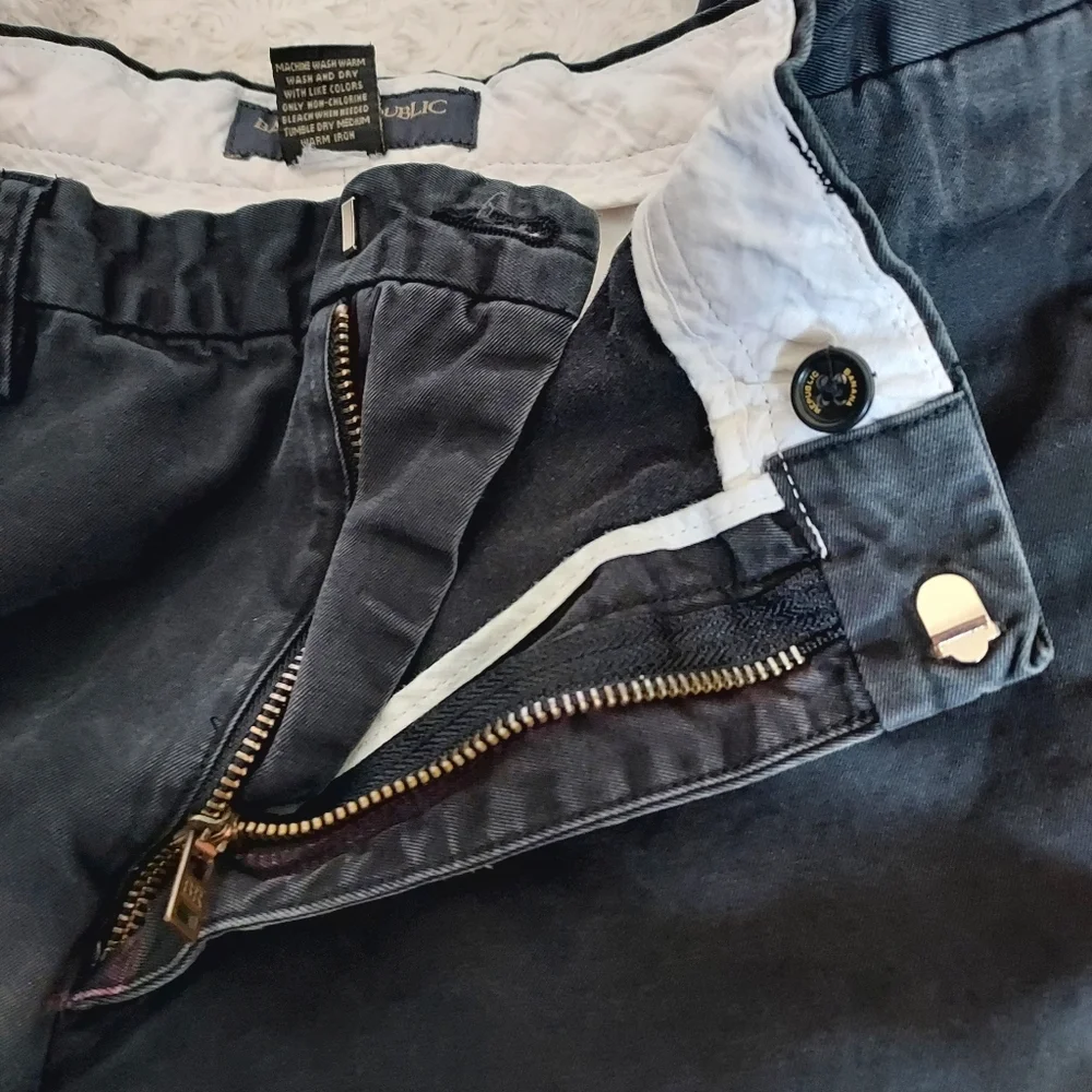 Banana Republic 100% cotton black Chino pants 32x32 Casual Everyday